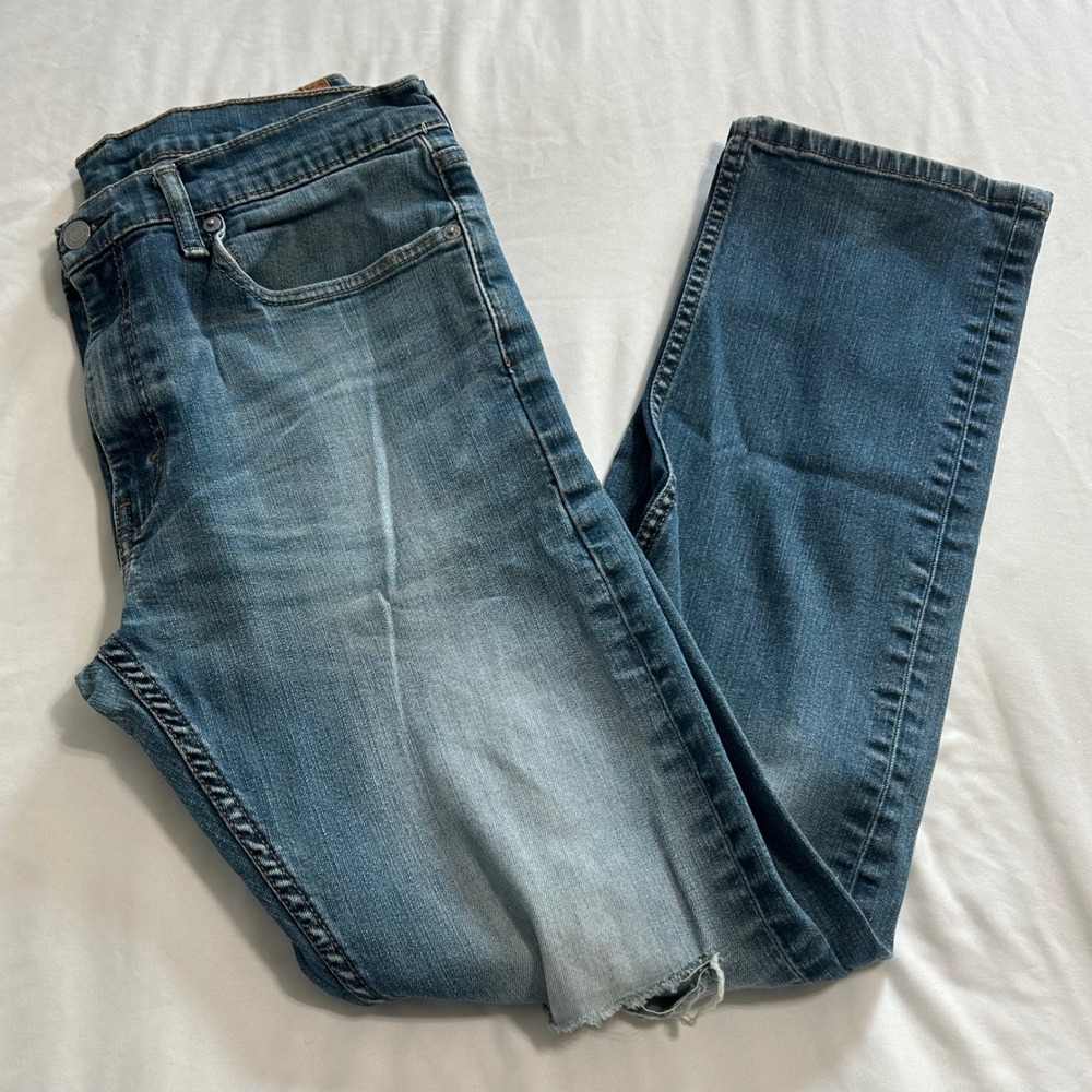 Levis 513 Slim Straight Jeans Mens 33x32 Medium Wash Blue Denim 08513-0200